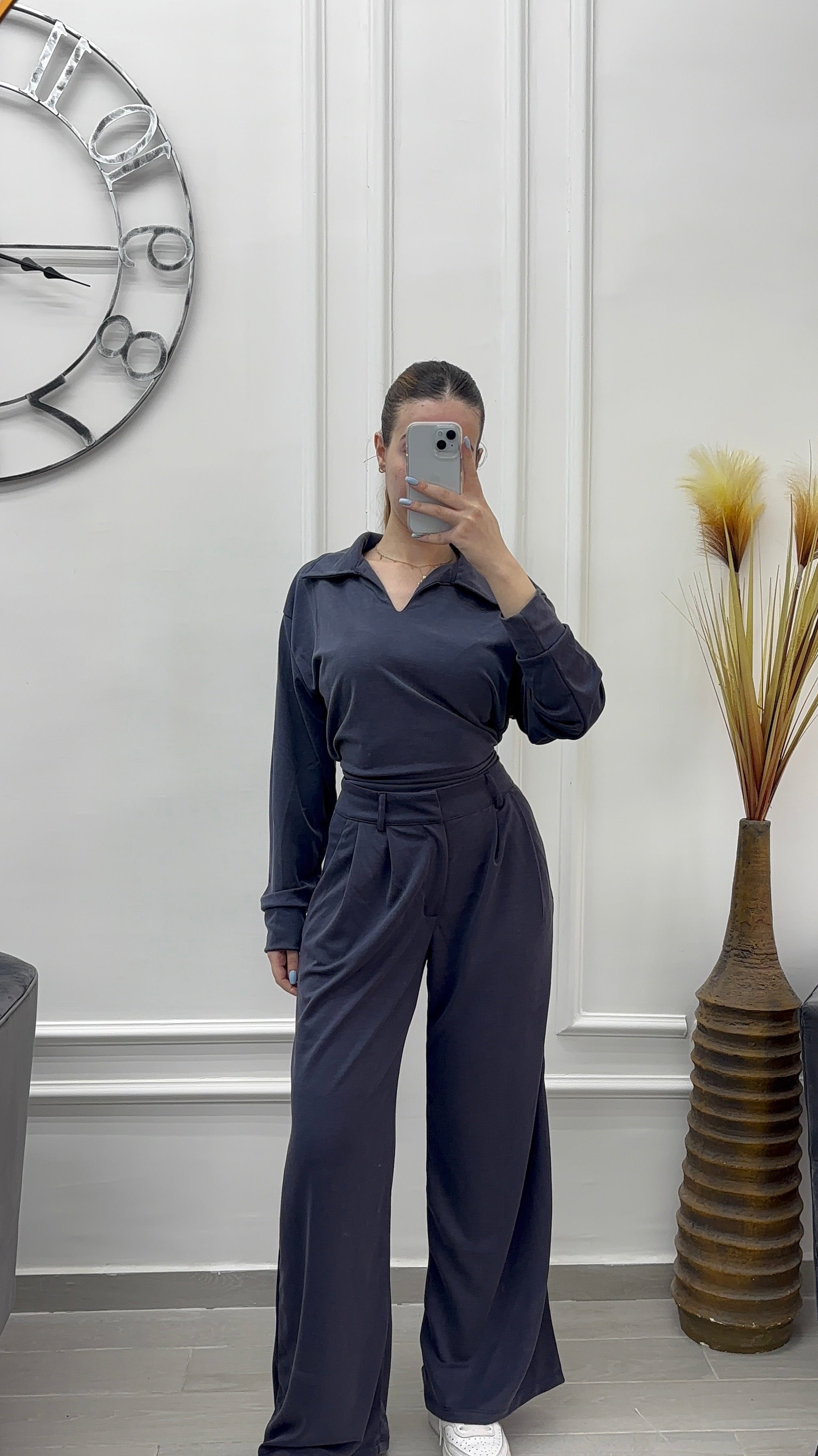 TWO-PIECE SET